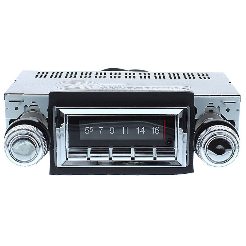 Custom Autosound USA740 Classic Car Radio With Bluetooth USA740