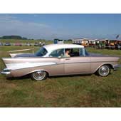 Chevy Tri-5 Radio